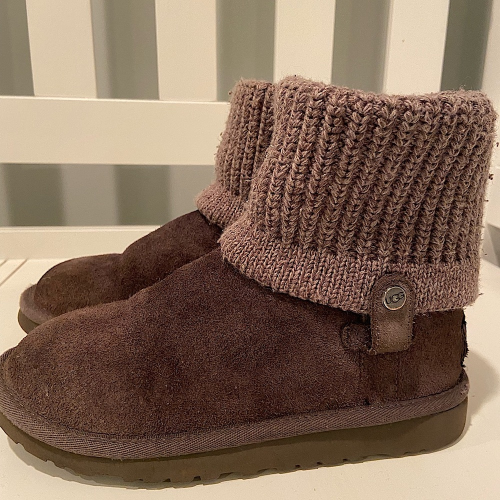Ugg saela boots